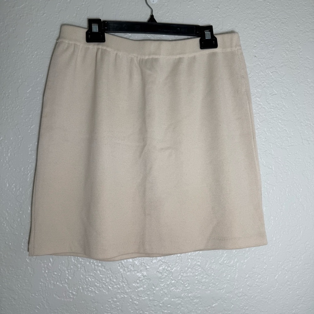 Vtg St. John Collection Cream Pencil Skirt Size 12 career 80’s 90”s Vintage